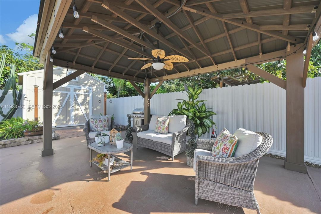 For Sale: $660,000 (3 beds, 2 baths, 1435 Square Feet)