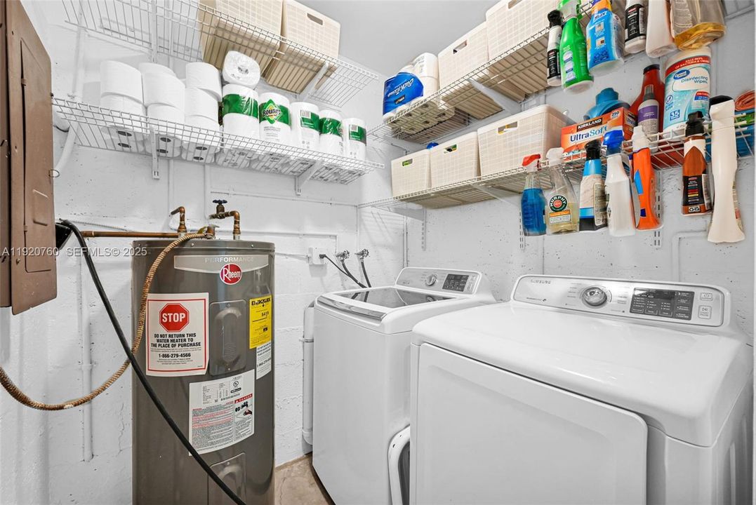 For Sale: $660,000 (3 beds, 2 baths, 1435 Square Feet)