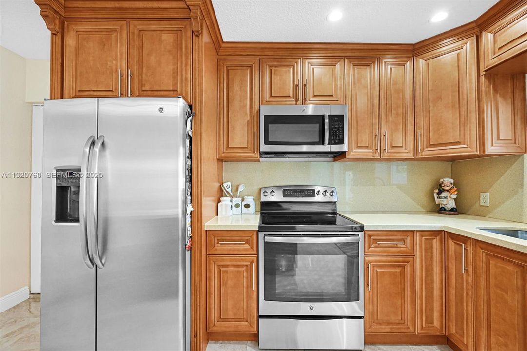 For Sale: $660,000 (3 beds, 2 baths, 1435 Square Feet)