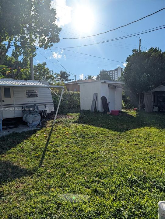 For Sale: $509,000 (3 beds, 2 baths, 1170 Square Feet)