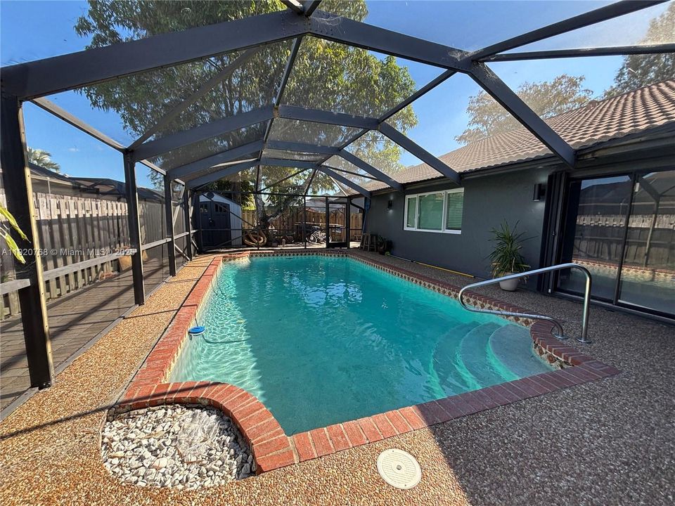 В аренду: $3,800 (3 спален, 2 ванн, 2200 Квадратных фут)