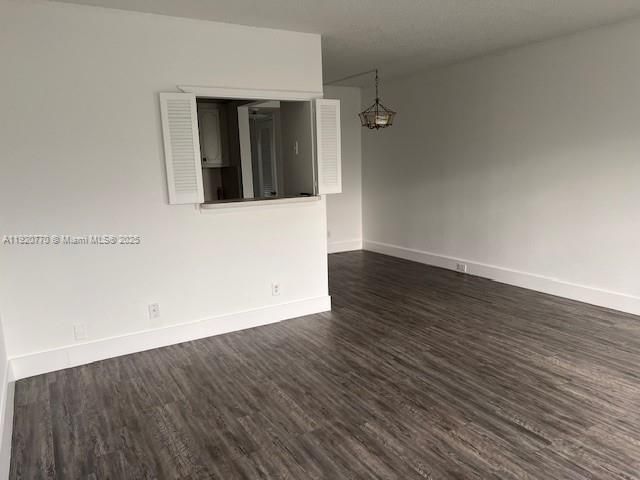 For Rent: $1,350 (1 beds, 1 baths, 600 Square Feet)