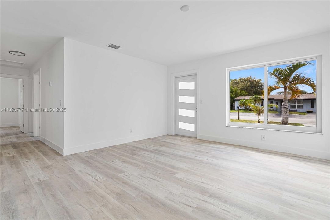 For Sale: $665,000 (4 beds, 2 baths, 2003 Square Feet)