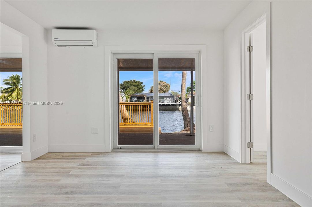 For Sale: $665,000 (4 beds, 2 baths, 2003 Square Feet)