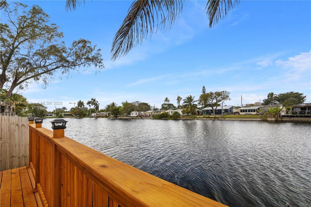 For Sale: $665,000 (4 beds, 2 baths, 2003 Square Feet)