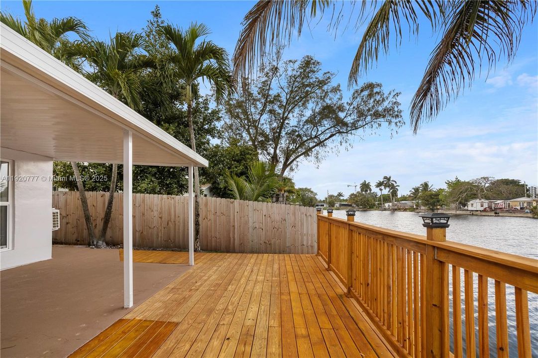 For Sale: $665,000 (4 beds, 2 baths, 2003 Square Feet)