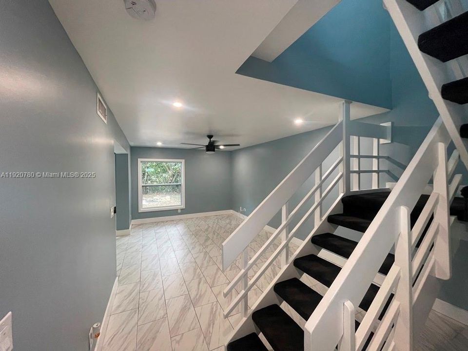 En Renta: $2,450 (2 camas, 2 baños, 1341 Pies cuadrados)