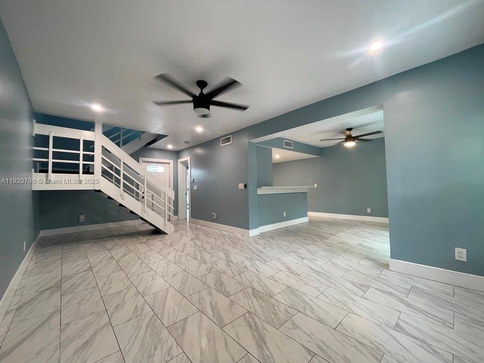 En Renta: $2,450 (2 camas, 2 baños, 1341 Pies cuadrados)