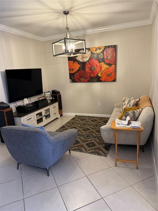 For Sale: $525,000 (3 beds, 2 baths, 1610 Square Feet)