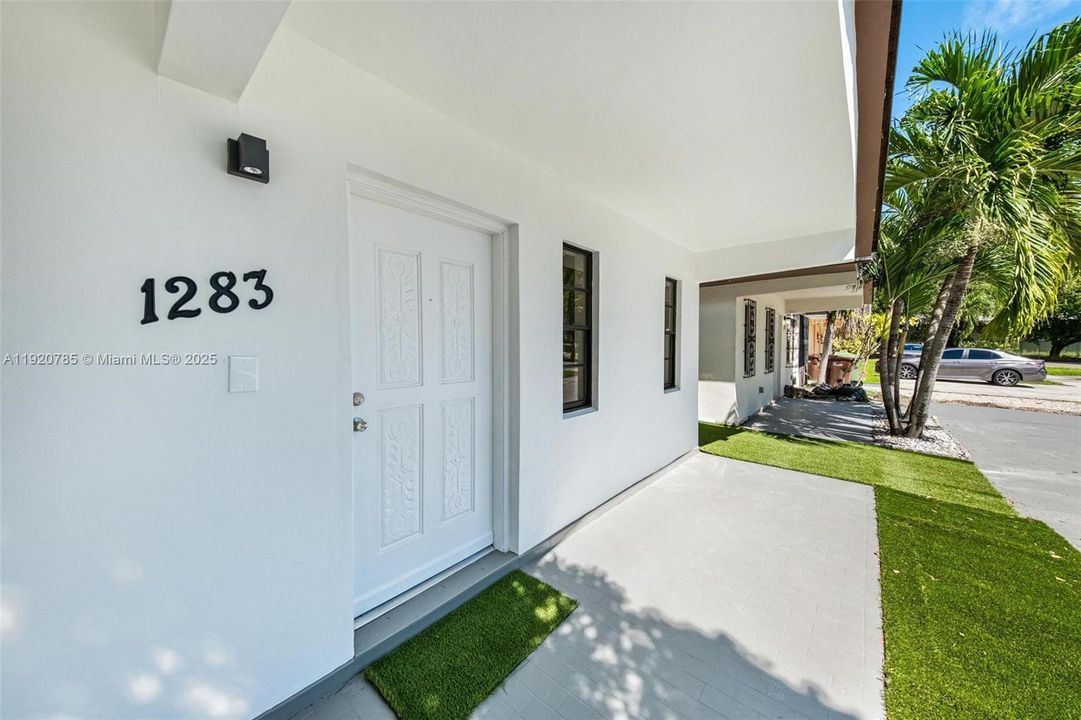 For Sale: $1,250,000 (0 beds, 0 baths, 4104 Square Feet)