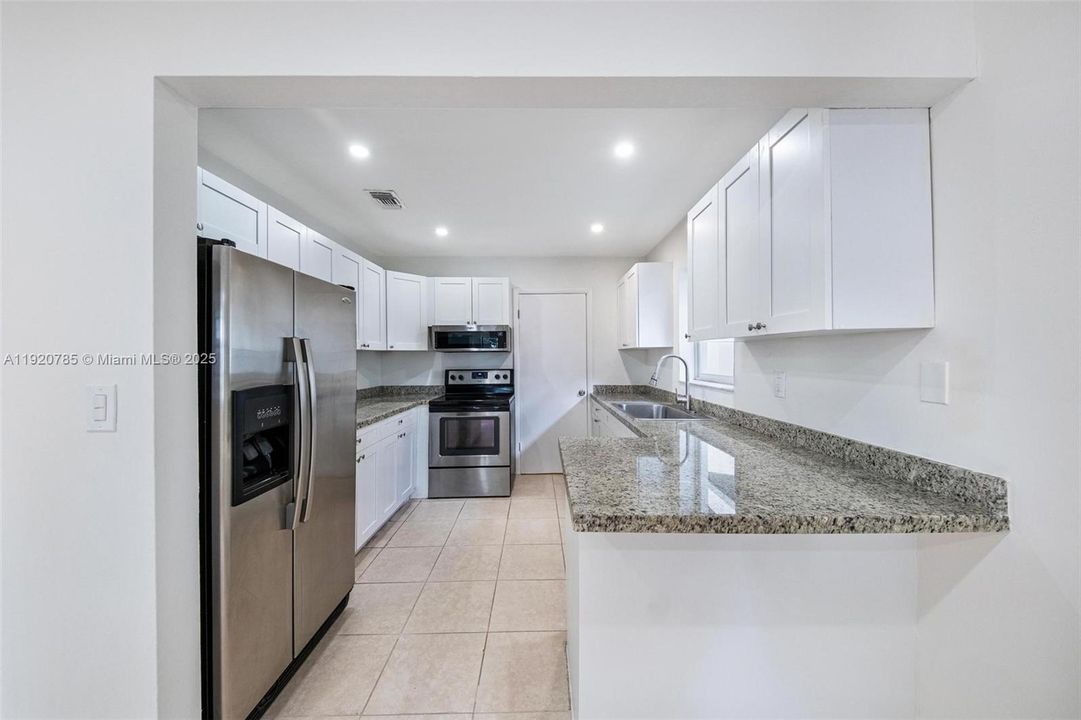 For Sale: $1,250,000 (0 beds, 0 baths, 4104 Square Feet)