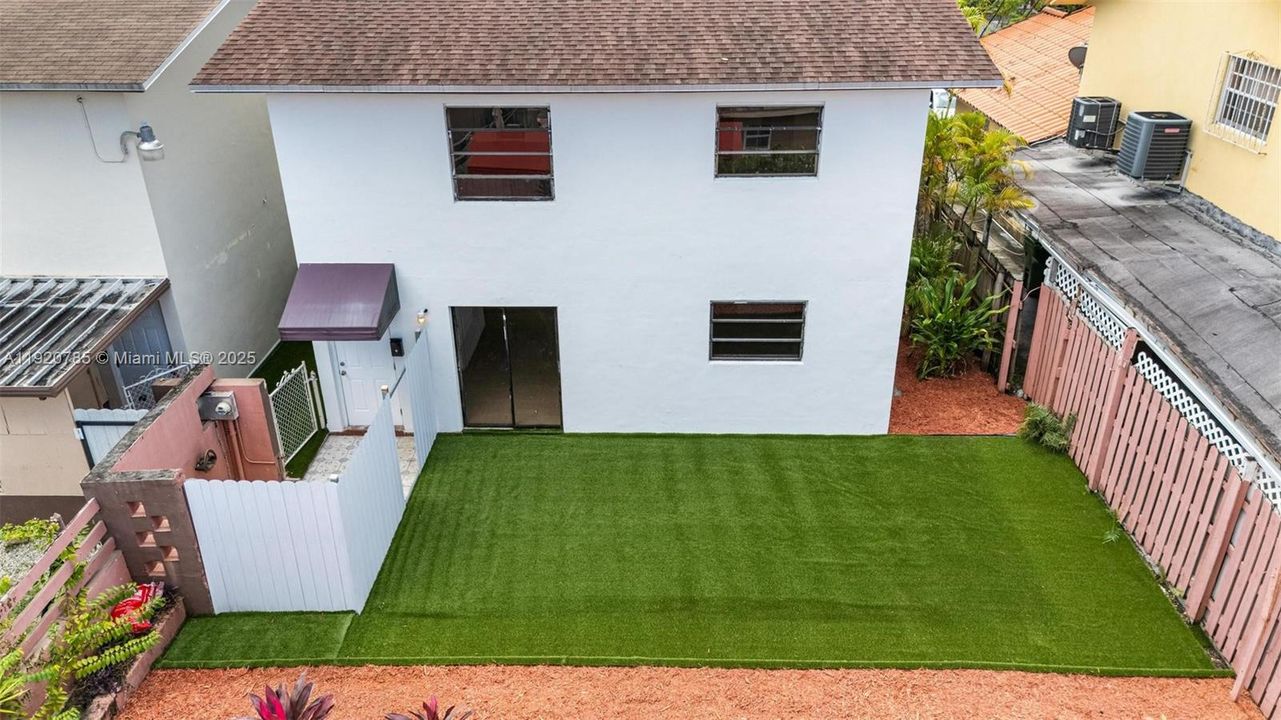 For Sale: $1,250,000 (0 beds, 0 baths, 4104 Square Feet)