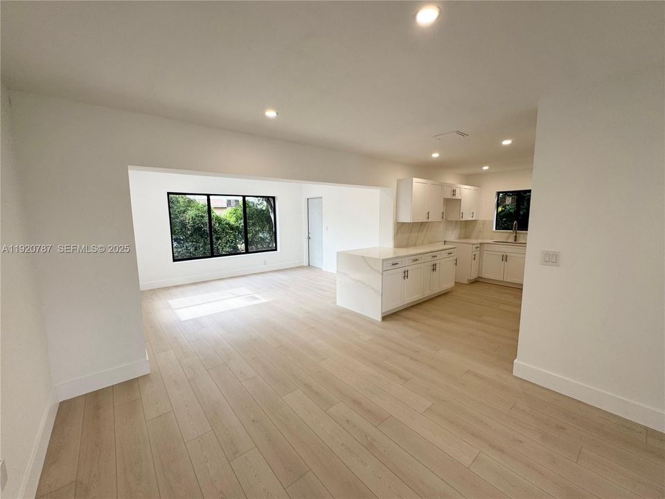 待售: $524,999 (3 贝兹, 2 浴室, 1248 平方英尺)