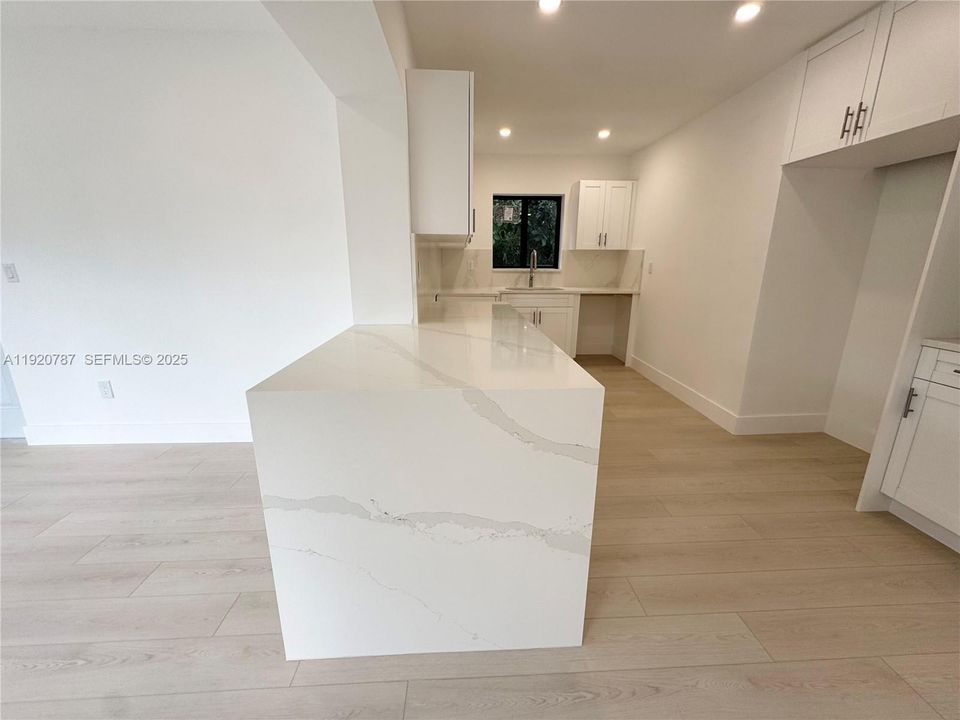 待售: $524,999 (3 贝兹, 2 浴室, 1248 平方英尺)