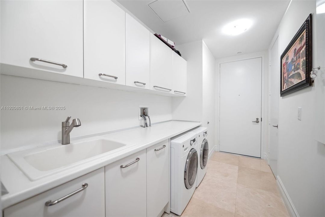 For Rent: $12,900 (2 beds, 2 baths, 2235 Square Feet)