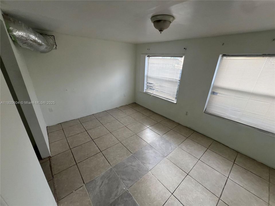 待售: $400,000 (3 贝兹, 2 浴室, 1490 平方英尺)