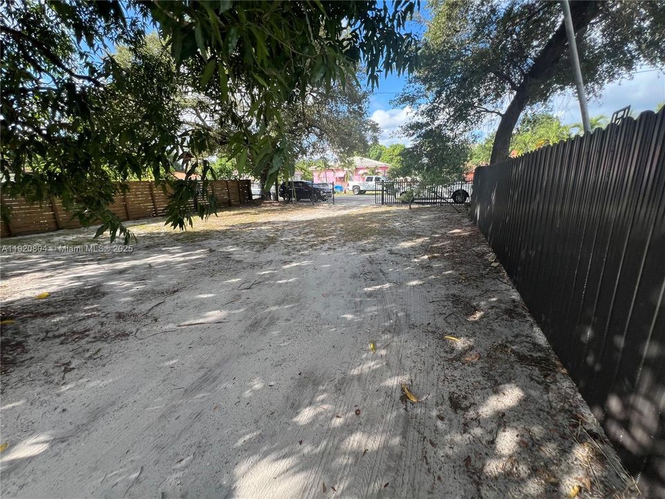 待售: $400,000 (3 贝兹, 2 浴室, 1490 平方英尺)