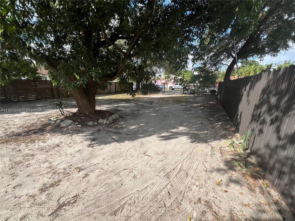 待售: $400,000 (3 贝兹, 2 浴室, 1490 平方英尺)