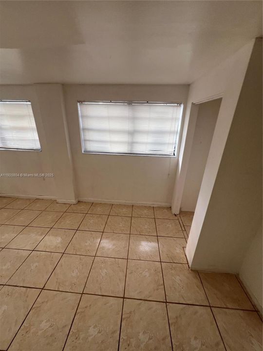 待售: $400,000 (3 贝兹, 2 浴室, 1490 平方英尺)