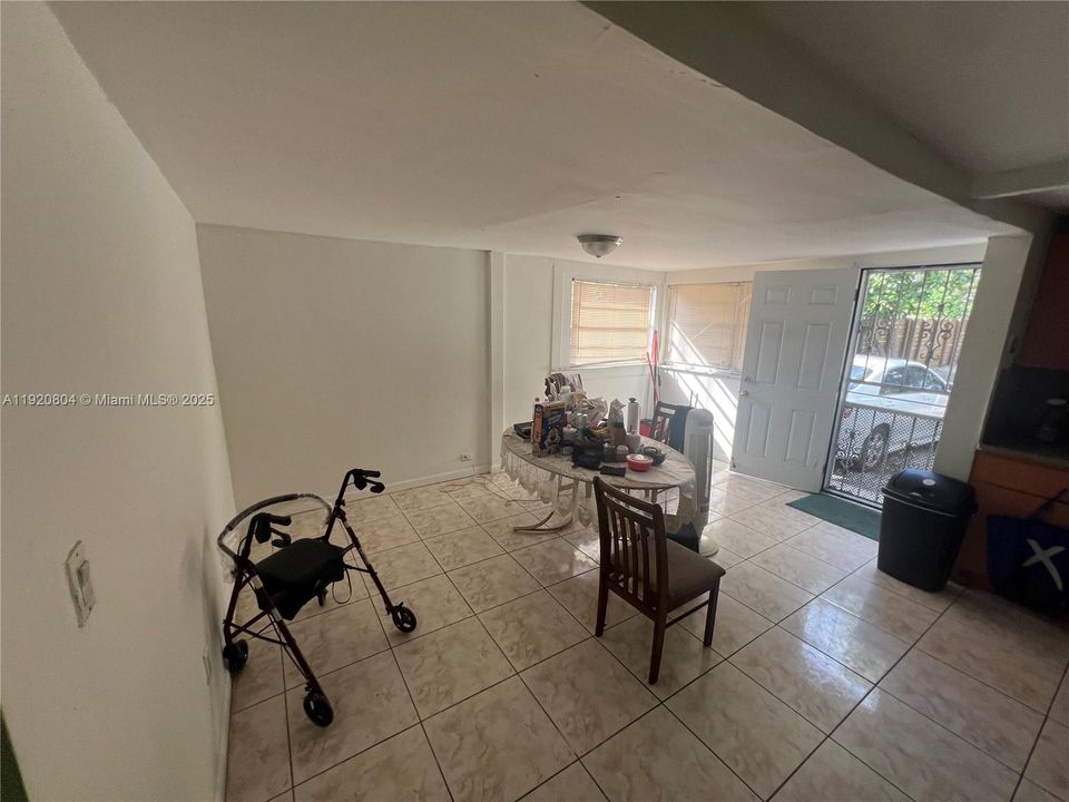 待售: $400,000 (3 贝兹, 2 浴室, 1490 平方英尺)