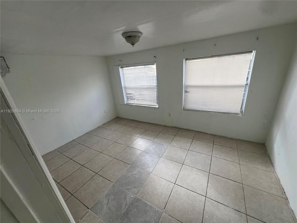 待售: $400,000 (3 贝兹, 2 浴室, 1490 平方英尺)