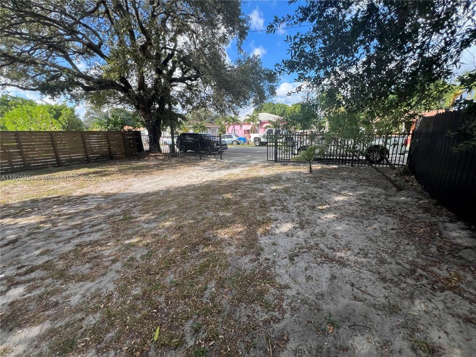 待售: $400,000 (3 贝兹, 2 浴室, 1490 平方英尺)