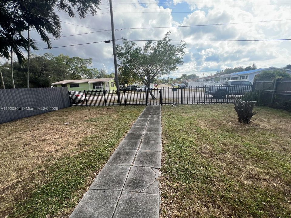 待售: $400,000 (3 贝兹, 2 浴室, 1490 平方英尺)