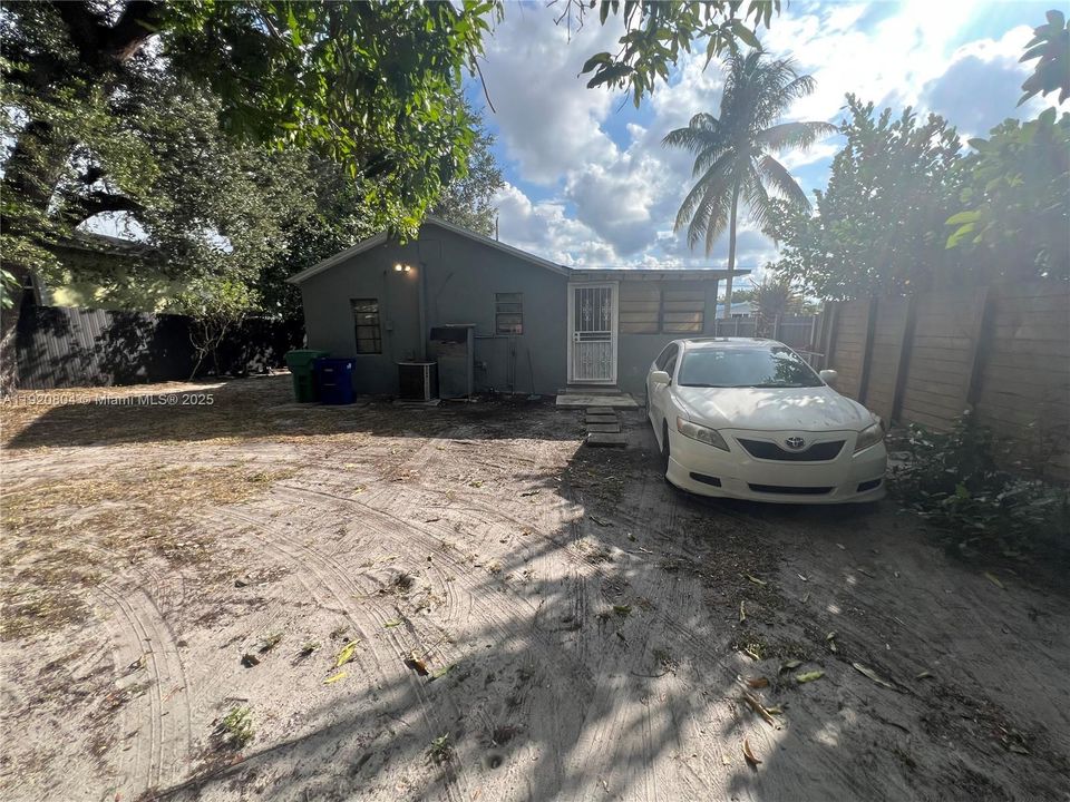 待售: $400,000 (3 贝兹, 2 浴室, 1490 平方英尺)