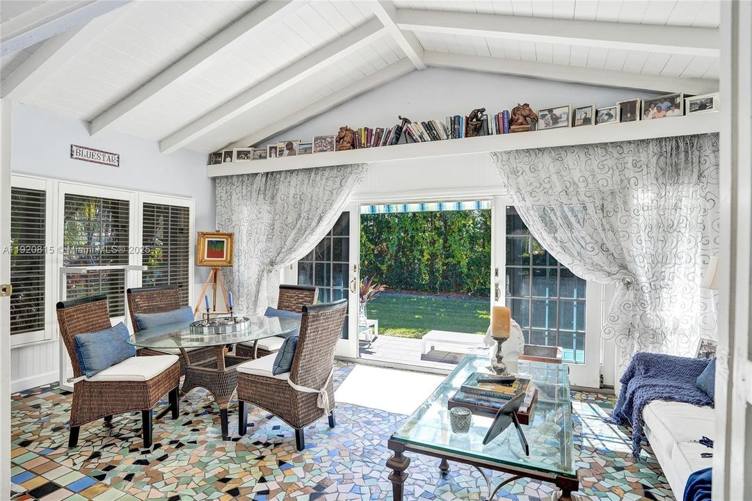 For Sale: $1,699,000 (4 beds, 4 baths, 2380 Square Feet)