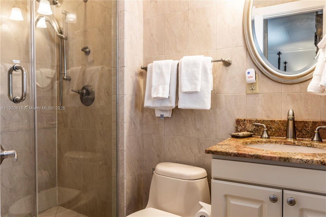 For Rent: $7,000 (5 beds, 3 baths, 2150 Square Feet)