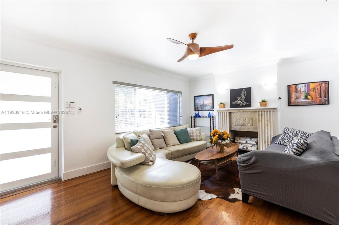 For Rent: $7,000 (5 beds, 3 baths, 2150 Square Feet)