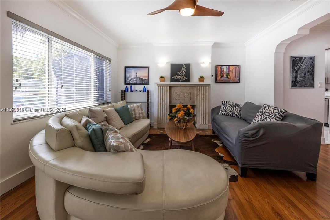 For Rent: $7,000 (5 beds, 3 baths, 2150 Square Feet)