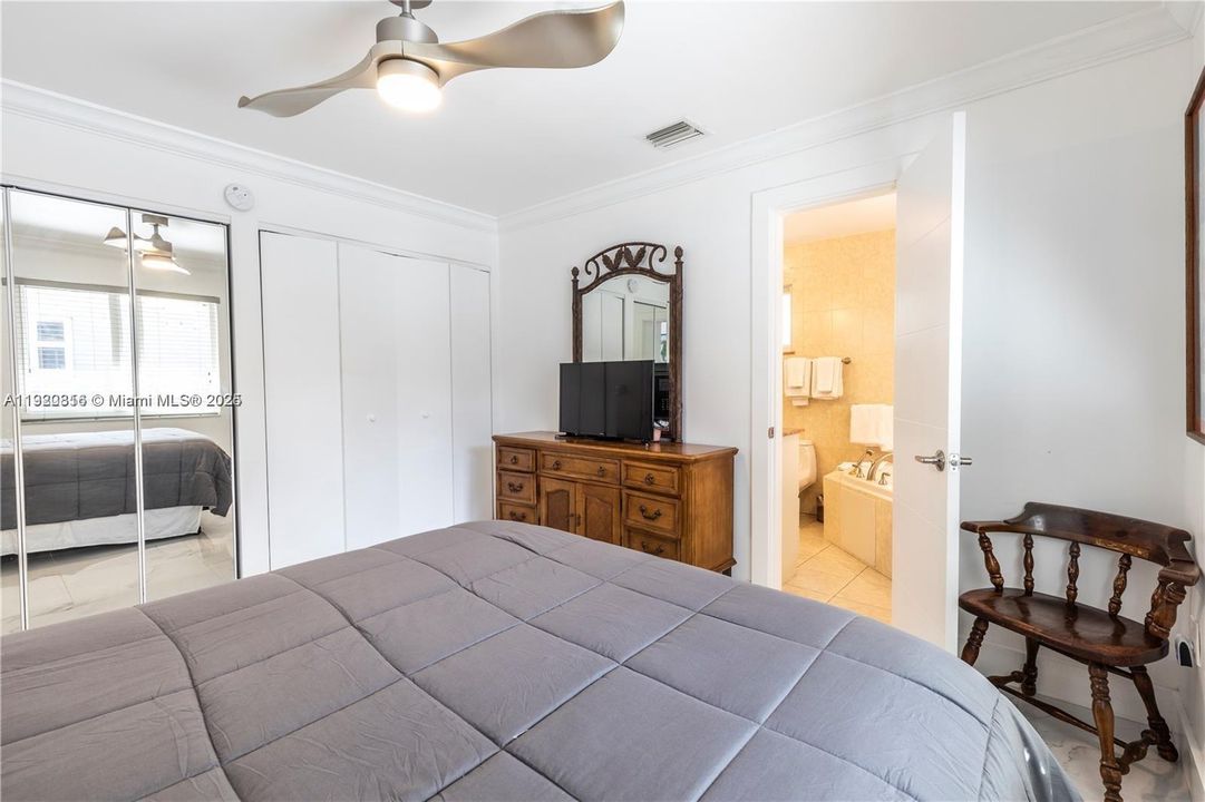 For Rent: $7,000 (5 beds, 3 baths, 2150 Square Feet)