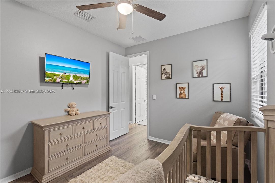 For Sale: $624,900 (4 beds, 2 baths, 2080 Square Feet)