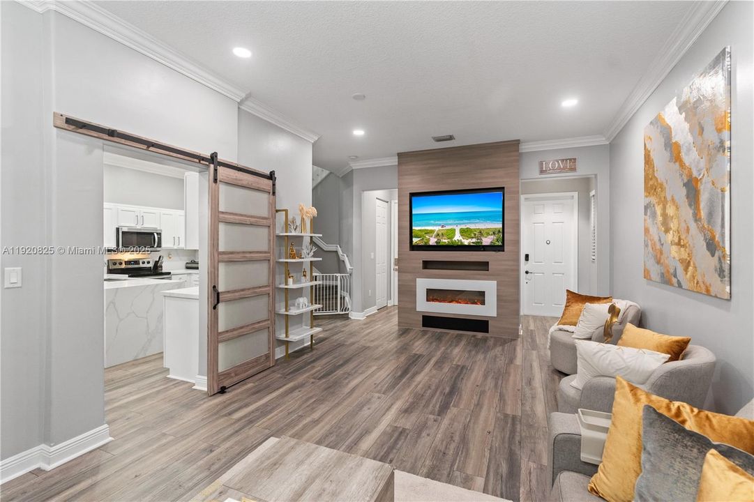 For Sale: $624,900 (4 beds, 2 baths, 2080 Square Feet)