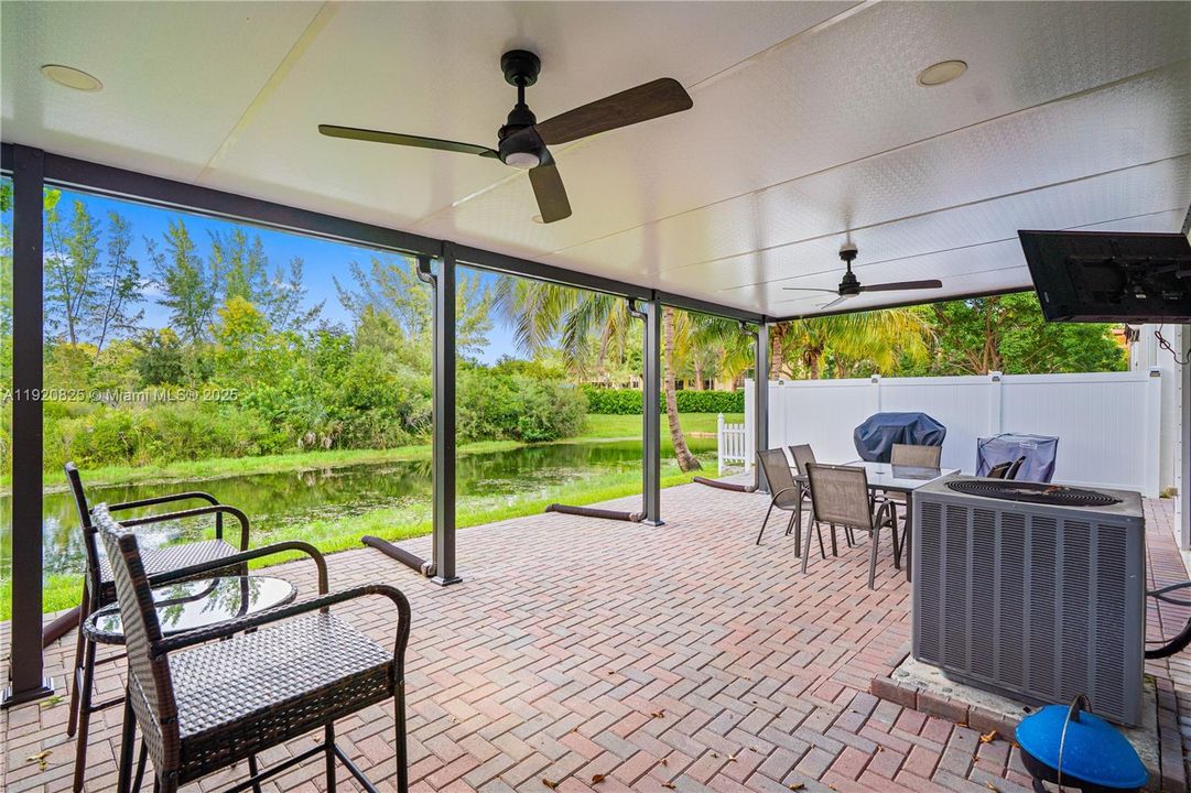 For Sale: $624,900 (4 beds, 2 baths, 2080 Square Feet)