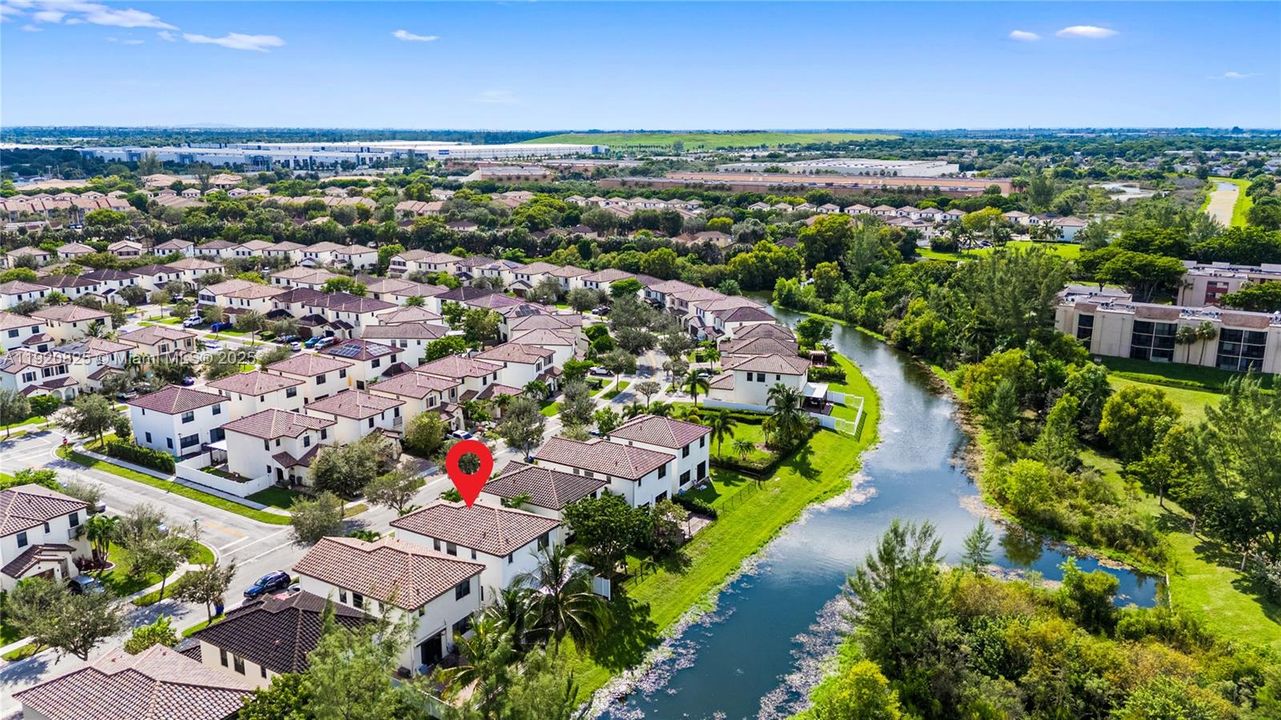 For Sale: $624,900 (4 beds, 2 baths, 2080 Square Feet)