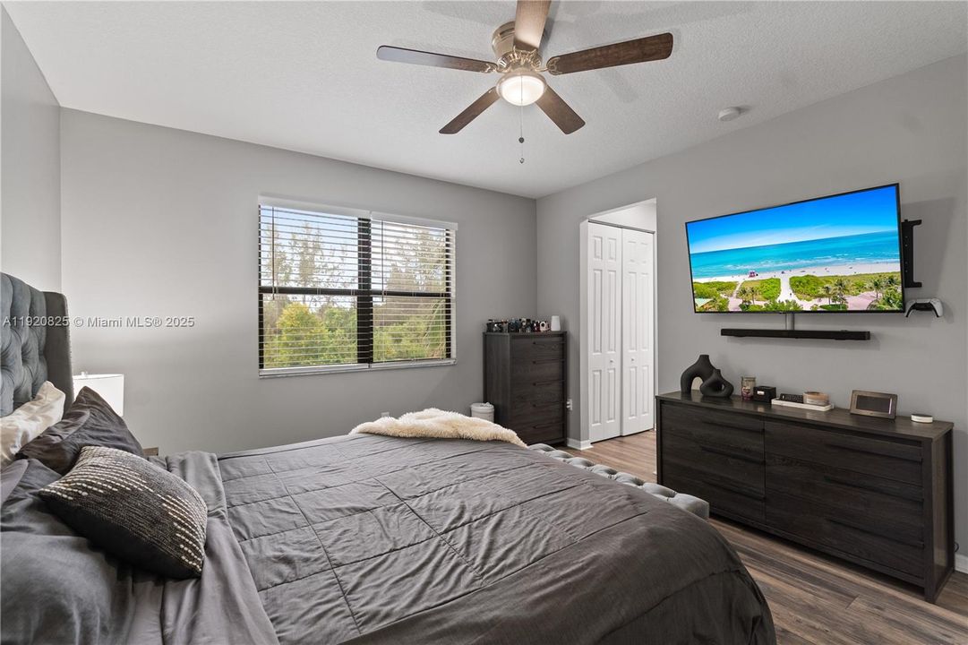 For Sale: $624,900 (4 beds, 2 baths, 2080 Square Feet)