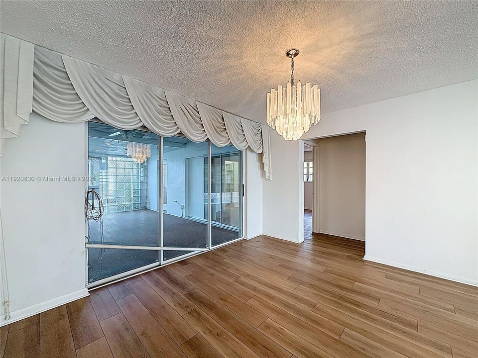 На продажу: $550,000 (3 спален, 2 ванн, 1882 Квадратных фут)