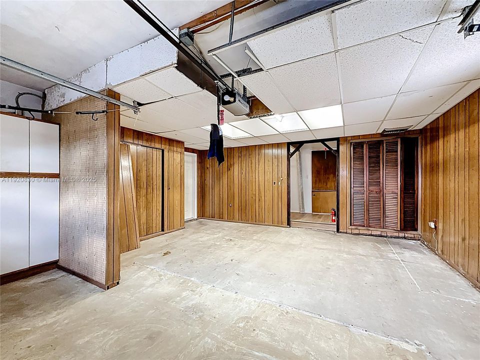 На продажу: $550,000 (3 спален, 2 ванн, 1882 Квадратных фут)