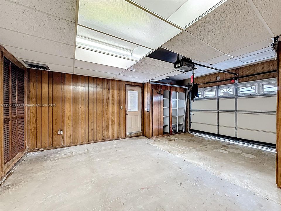 На продажу: $550,000 (3 спален, 2 ванн, 1882 Квадратных фут)