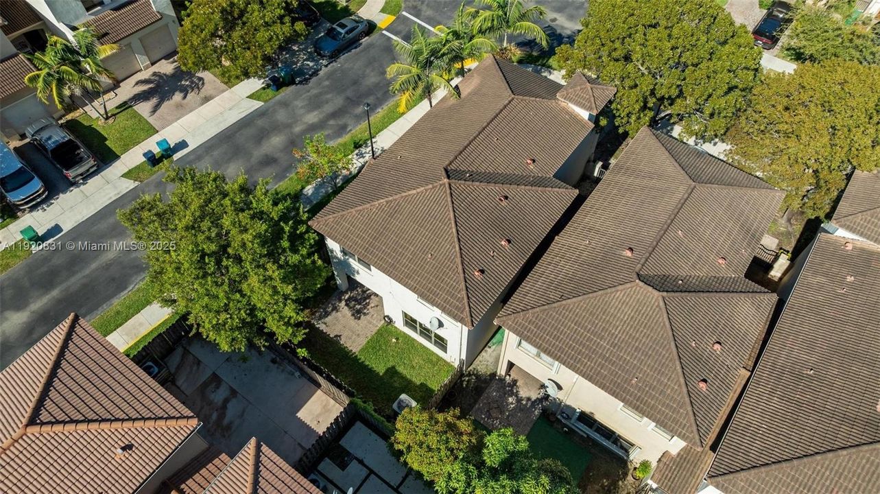 待售: $510,000 (4 贝兹, 2 浴室, 2201 平方英尺)