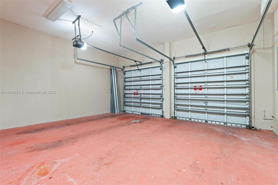 待售: $510,000 (4 贝兹, 2 浴室, 2201 平方英尺)