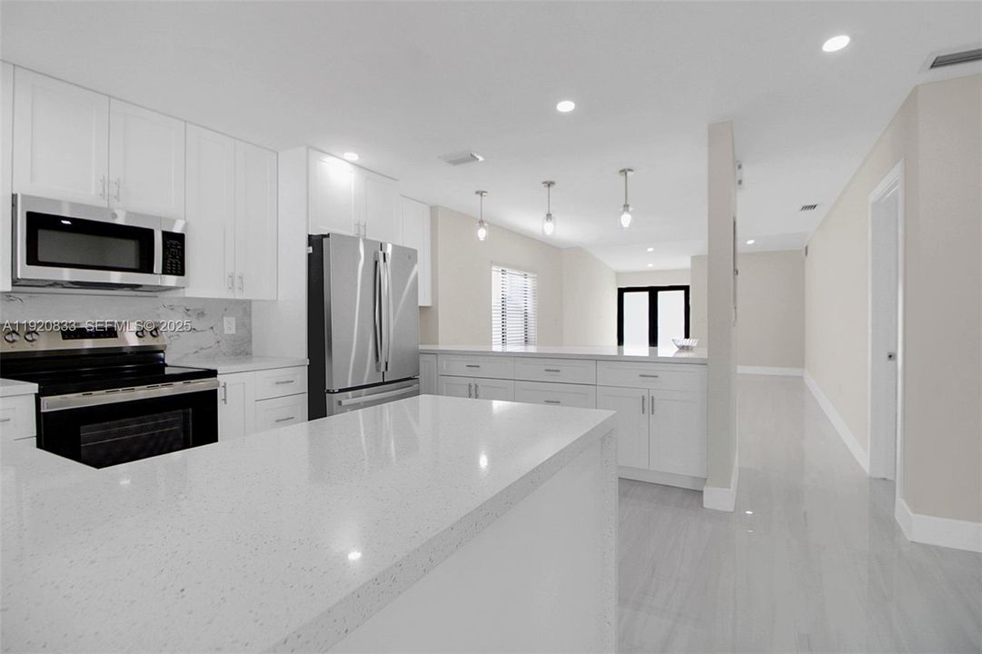 For Sale: $770,000 (3 beds, 2 baths, 1710 Square Feet)