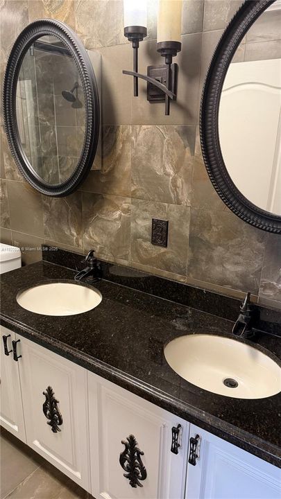 For Rent: $1,800 (1 beds, 2 baths, 2756 Square Feet)