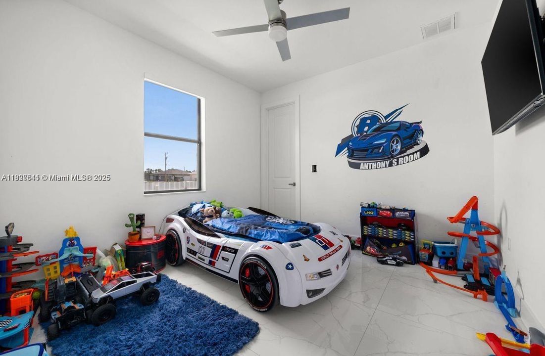 En Venta: $599,000 (3 camas, 2 baños, 0 Pies cuadrados)