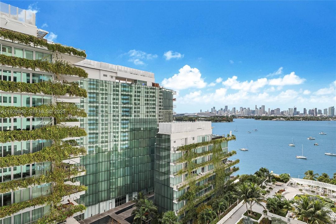 En Venta: $999,000 (2 camas, 2 baños, 1262 Pies cuadrados)