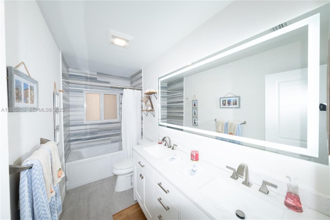 В аренду: $4,000 (3 спален, 2 ванн, 2071 Квадратных фут)