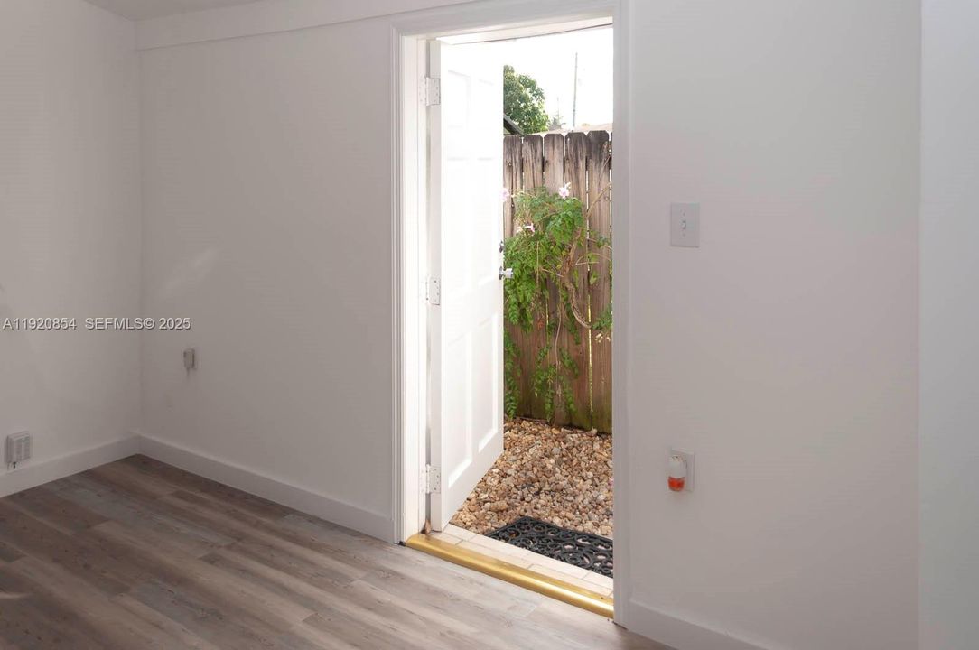 В аренду: $7,200 (4 спален, 3 ванн, 2540 Квадратных фут)