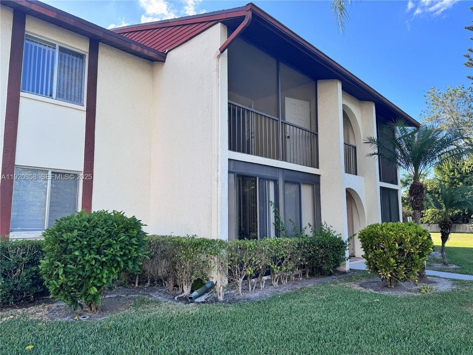 В аренду: $1,850 (1 спален, 1 ванн, 788 Квадратных фут)